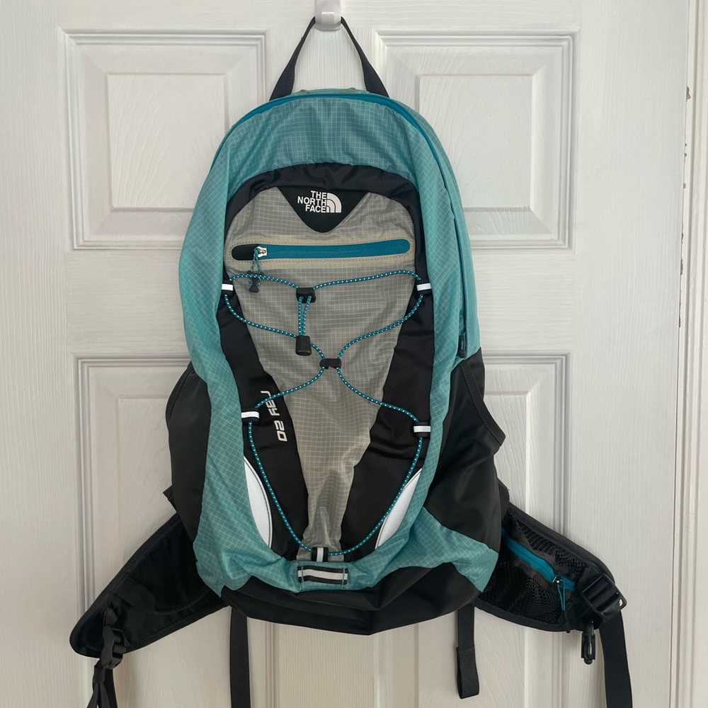 The North Face Ray 20 Backpack